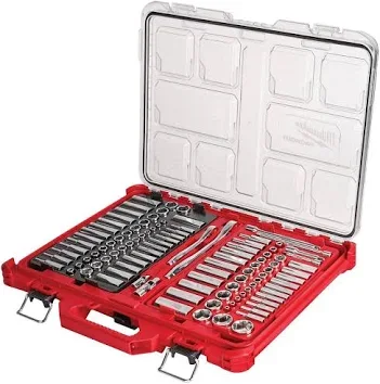 106 PC Ratchet and Socket Set